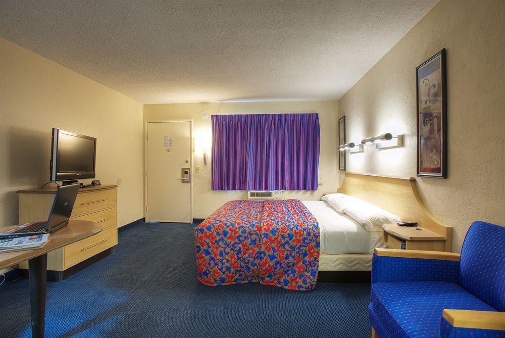San Jose Airport Inn Extérieur photo